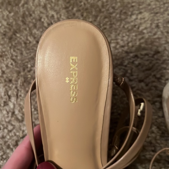 Express Tan Wedges - Picture 2 of 4